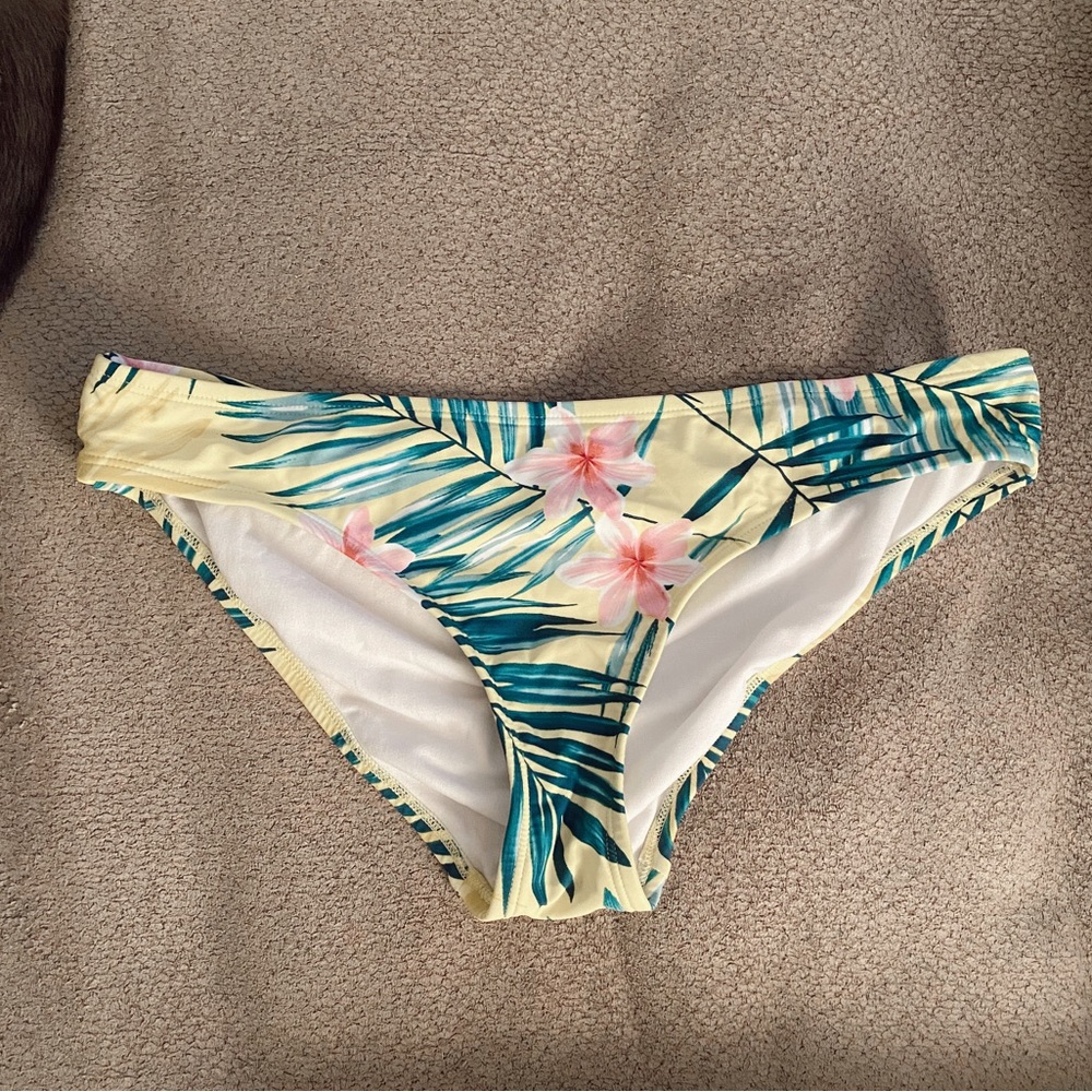 Target yellow floral bathing suit bottoms - large